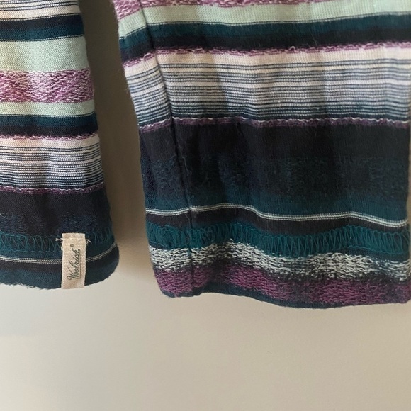 WOOLRICH South Western Aztec Print Long Sleeved Shirt with Button Neck. Size M - Picture 7 of 9